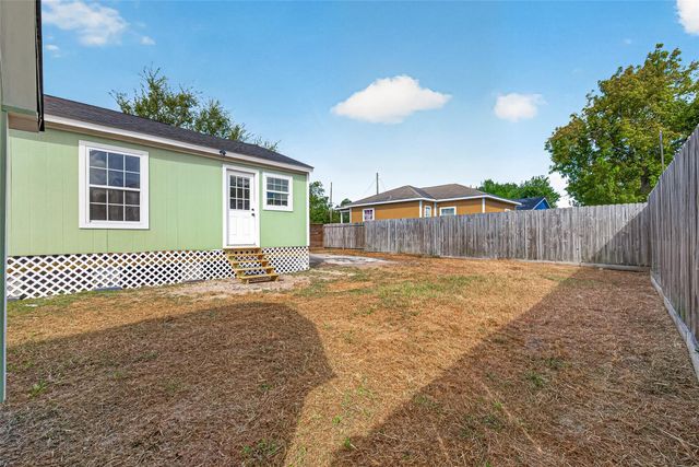 4619 18th Street, Bacliff, TX 77518