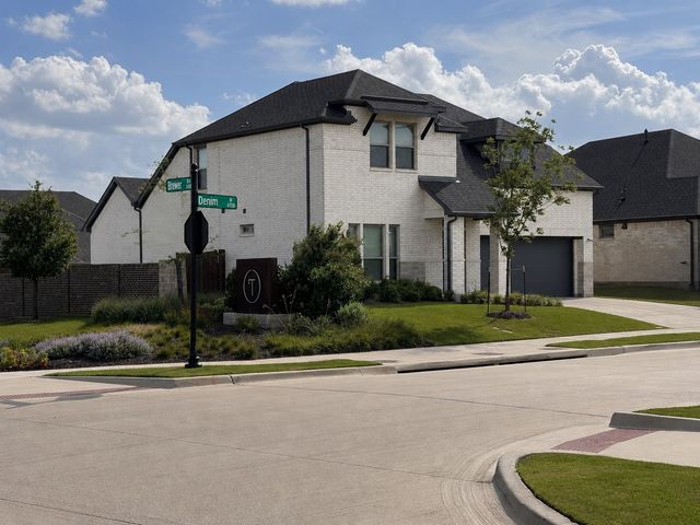 6768 Denim Drive, Fort Worth, TX 76036