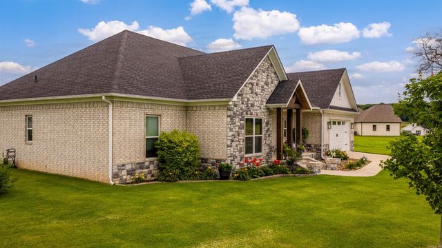 53 Republican Valley Drive, Greenbrier, AR 72058