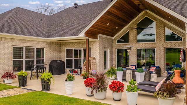53 Republican Valley Drive, Greenbrier, AR 72058