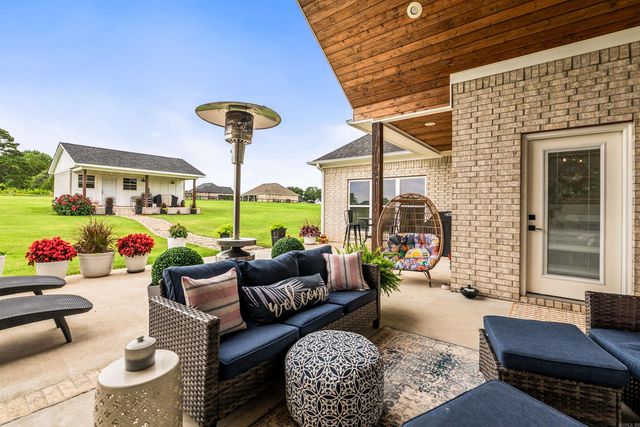 53 Republican Valley Drive, Greenbrier, AR 72058