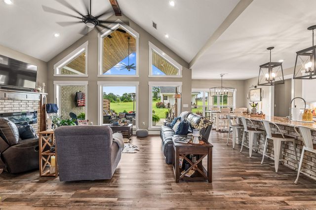 53 Republican Valley Drive, Greenbrier, AR 72058