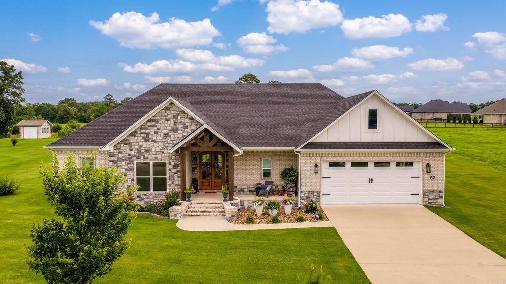 53 Republican Valley Drive, Greenbrier, AR 72058
