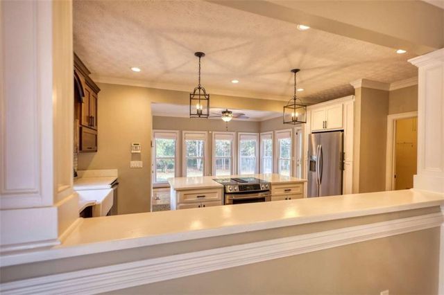 131 Upchurch Drive, Mcdonough, GA 30252