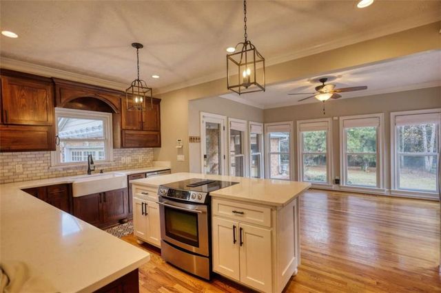 131 Upchurch Drive, Mcdonough, GA 30252