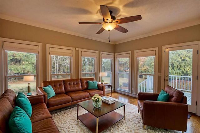 131 Upchurch Drive, Mcdonough, GA 30252