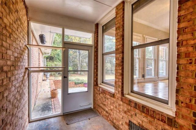 131 Upchurch Drive, Mcdonough, GA 30252