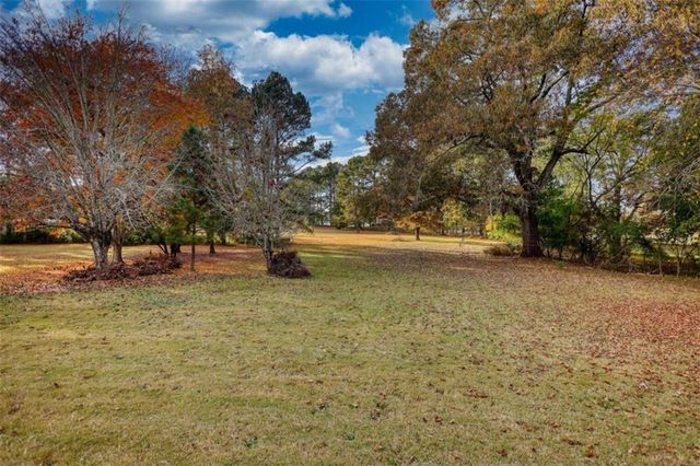 131 Upchurch Drive, Mcdonough, GA 30252