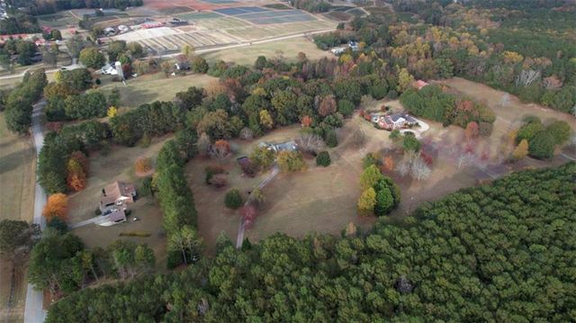 131 Upchurch Drive, Mcdonough, GA 30252