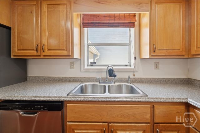 742 E Park Avenue, Savannah, GA 31401