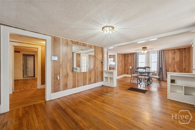 742 E Park Avenue, Savannah, GA 31401