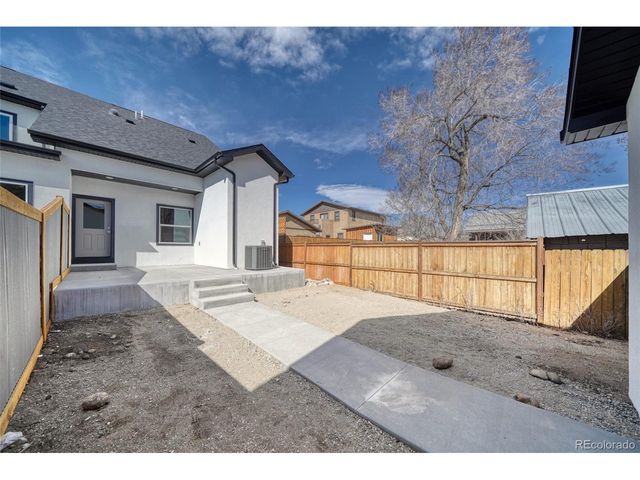 323 Palmer St, Salida, CO 81201