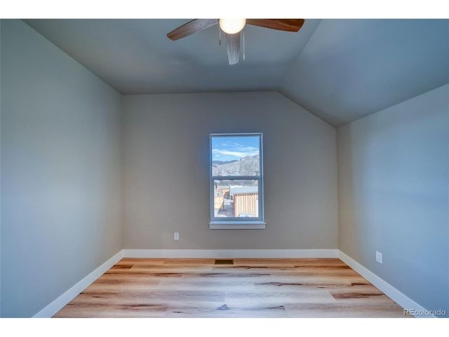 323 Palmer St, Salida, CO 81201