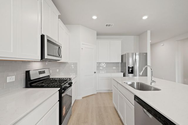 3519 Monroe Street, Bay City, TX 77414