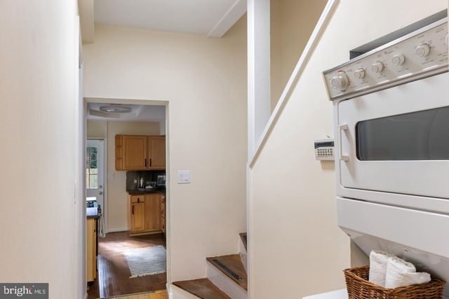 1140 S HANOVER ST, Baltimore, MD 21230