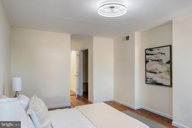 1140 S HANOVER ST, Baltimore, MD 21230