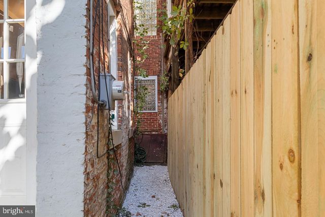 1140 S HANOVER ST, Baltimore, MD 21230
