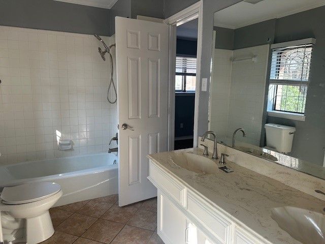 1907 Mill Run Drive, Arlington, TX 76006