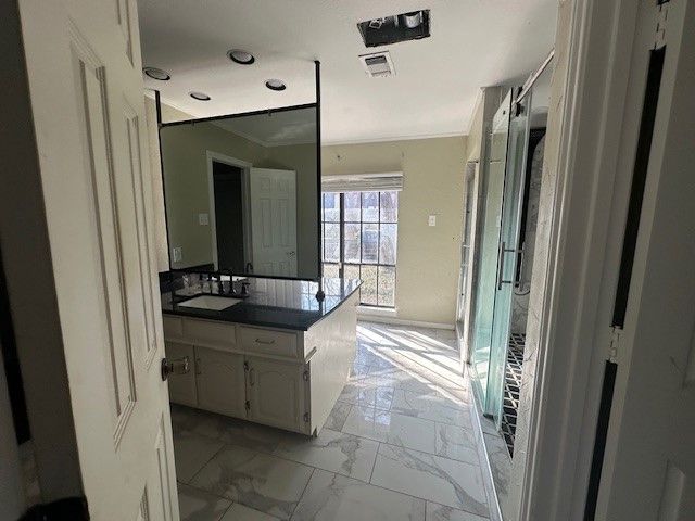 1907 Mill Run Drive, Arlington, TX 76006