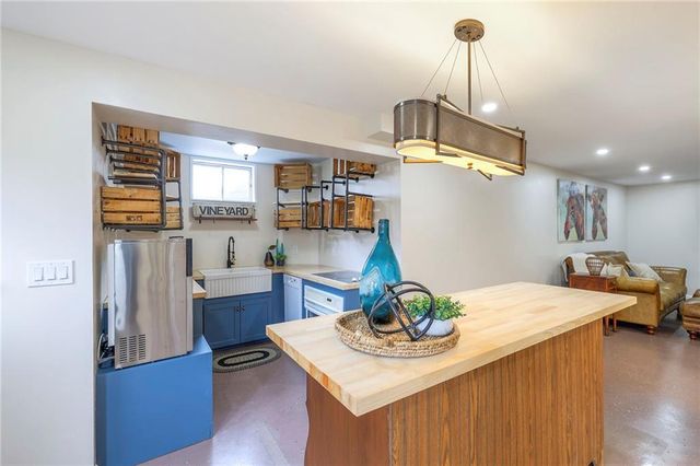 24850 W 189th Street, Gardner, KS 66030