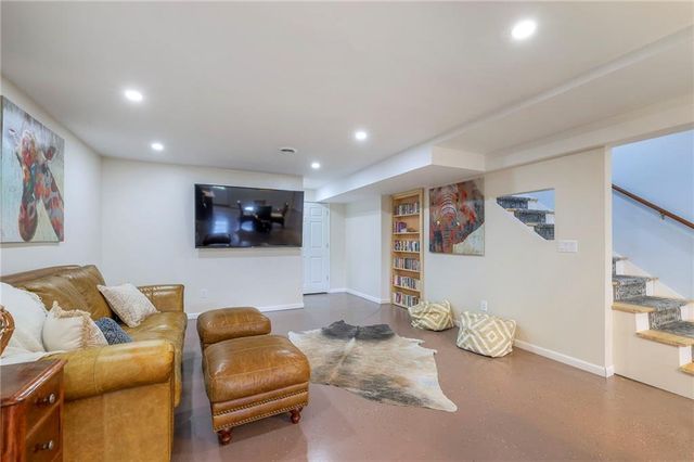 24850 W 189th Street, Gardner, KS 66030