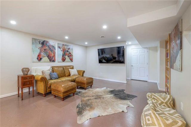 24850 W 189th Street, Gardner, KS 66030