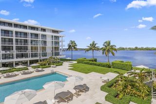 2784 S Ocean Boulevard 203N, Palm Beach, FL 33480
