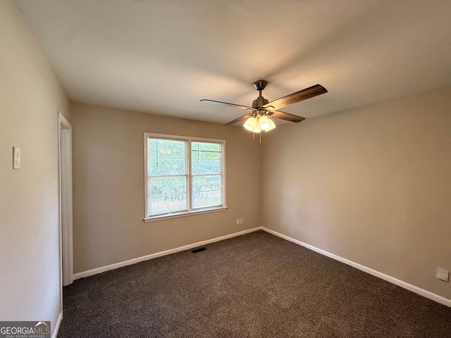 411 Pineland Road SW, Mableton, GA 30126