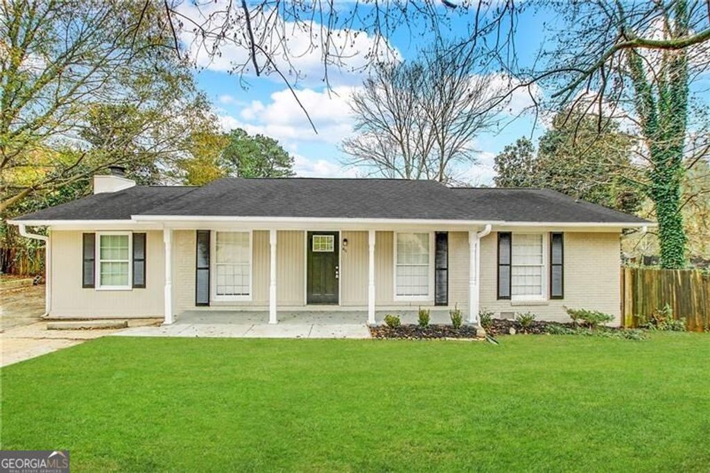 411 Pineland Road SW, Mableton, GA 30126