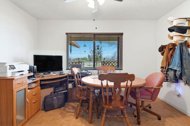 24141 Ave 120, Porterville, CA 93257