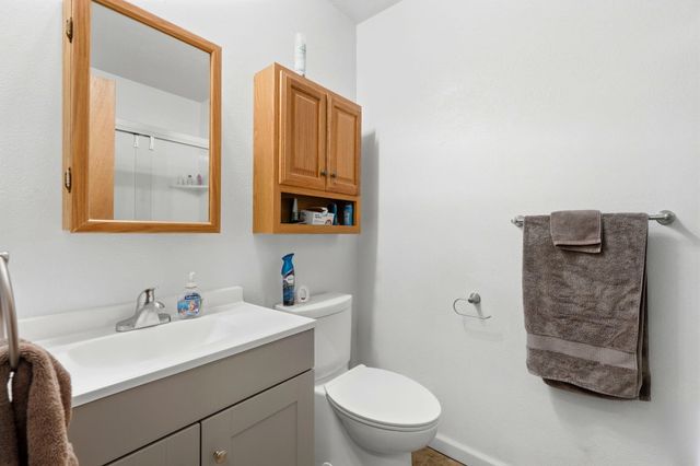 24141 Ave 120, Porterville, CA 93257