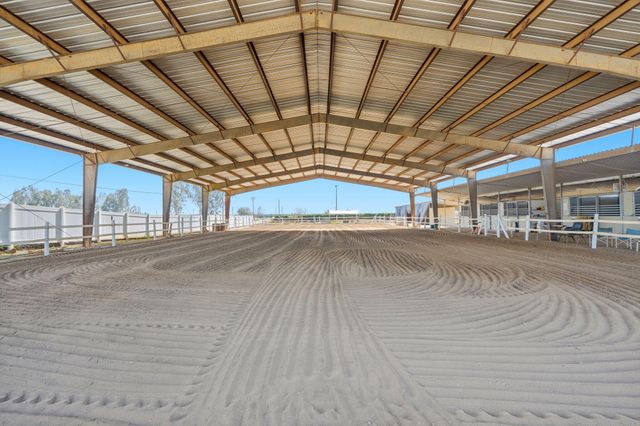 24141 Ave 120, Porterville, CA 93257