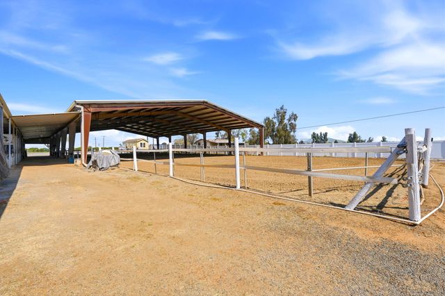 24141 Ave 120, Porterville, CA 93257