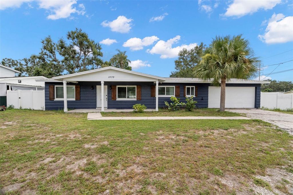 1570 83RD AVENUE N, St Petersburg, FL 33702