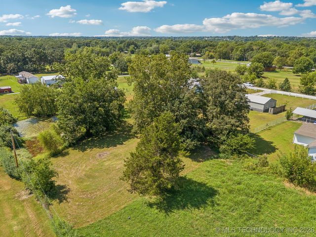 13129 S 254th Avenue S, Coweta, OK 74429