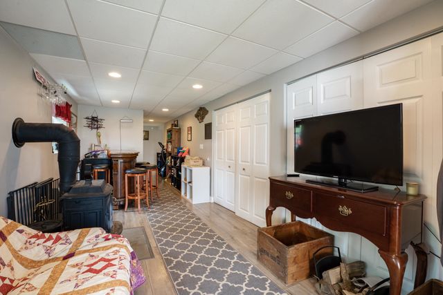 15 Maple Street, Kingston, NH 03848