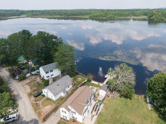 15 Maple Street, Kingston, NH 03848