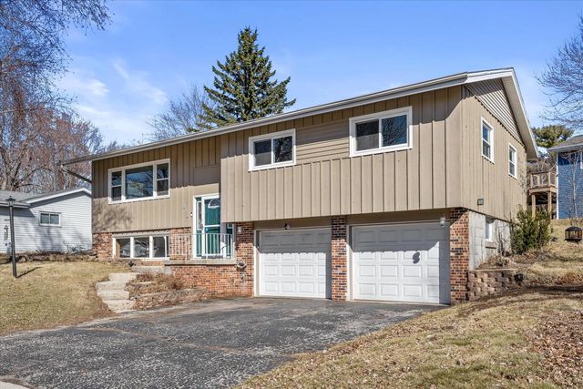 818 Elm STREET, Hartford, WI 53027