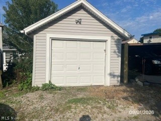 1703 30th Street NW, Canton, OH 44709
