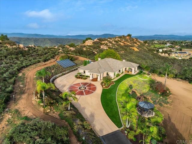 19894 Via Vista Grande, Ramona, CA 92065