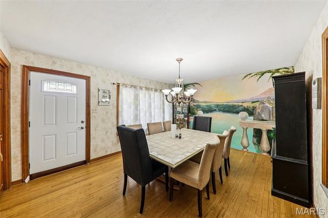 12 S Clinton Street, New Baden, IL 62265