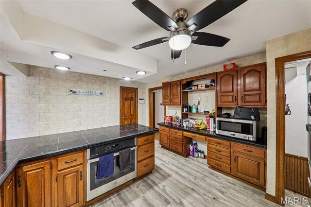 12 S Clinton Street, New Baden, IL 62265