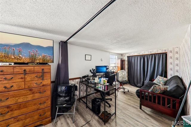 12 S Clinton Street, New Baden, IL 62265