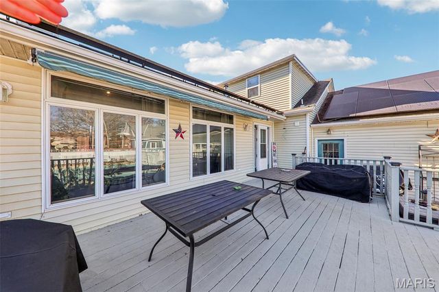 12 S Clinton Street, New Baden, IL 62265