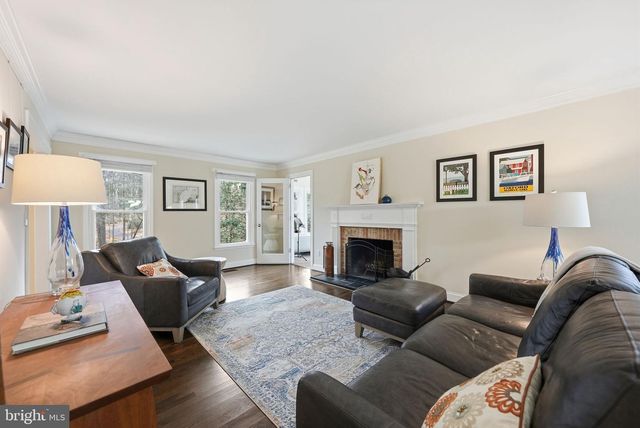 8217 PLUM CREEK DR, Gaithersburg, MD 20882