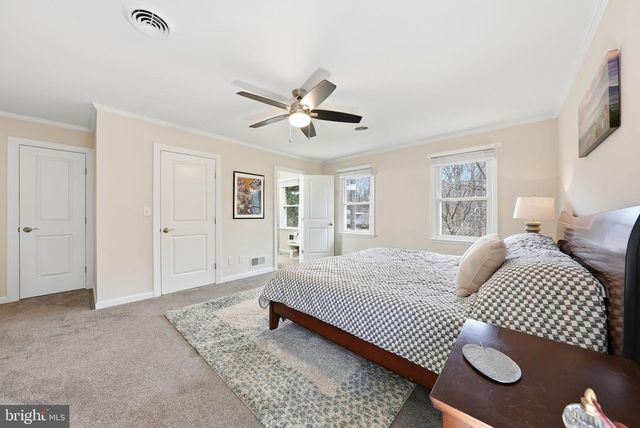 8217 PLUM CREEK DR, Gaithersburg, MD 20882