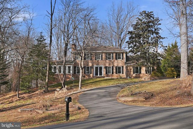 8217 PLUM CREEK DR, Gaithersburg, MD 20882