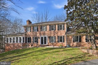 8217 PLUM CREEK DR, Gaithersburg, MD 20882