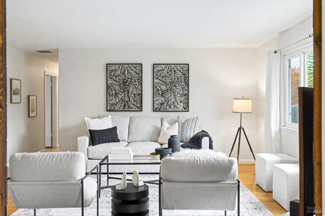 2535 Patricia Dr, Napa, CA 94558