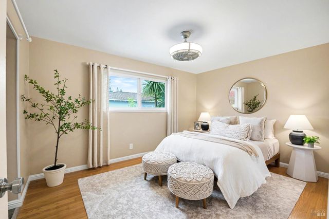 2535 Patricia Dr, Napa, CA 94558